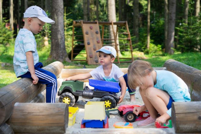 4 Helpful Ways to Limit Screen Time for Kids