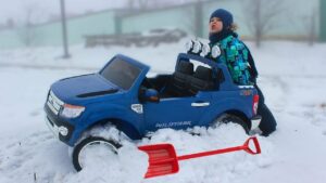 How to safely use and store a ride on toy in winter